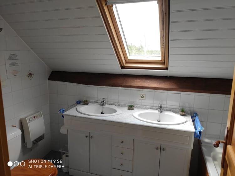 Gite Le Grenier Aux Portes De Broceliande Apartment Réminiac Екстериор снимка